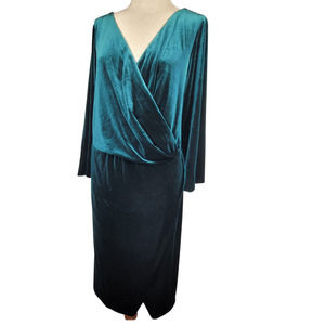 Betsey Johnson Green Velvet V Neck Sheath Dress 22W